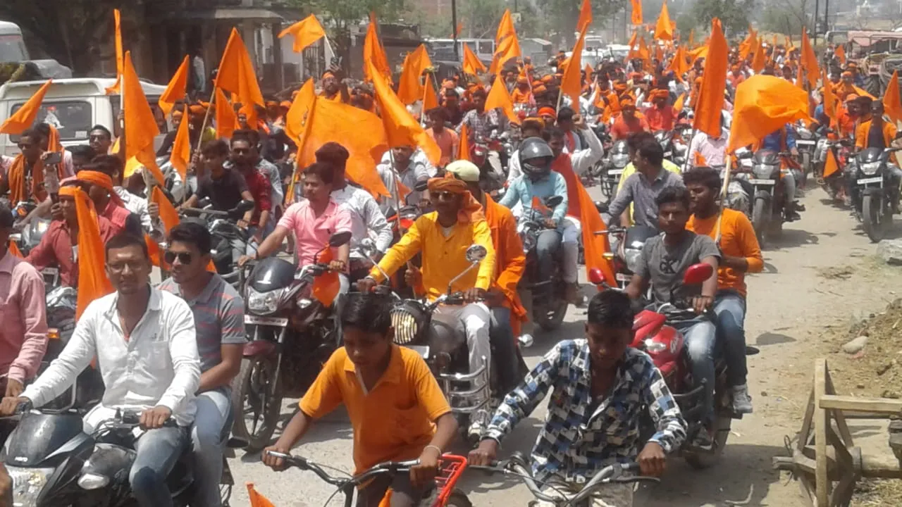 बजरंग दल ने निकाली भव्य शोभा यात्रा