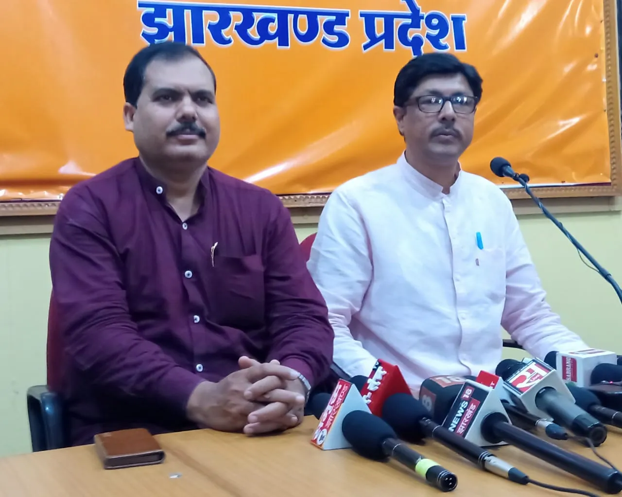 अकेले हेमंत डुबो देंगे झामुमो की नैया: प्रवीण प्रभाकर