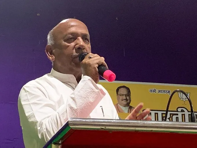 ‘रघुवर सबसे शक्तिशाली नेता, पार्टी और सरकार उनकी जेब में’, पढें-सुनें सरयू राय ने और क्या-क्या कहा