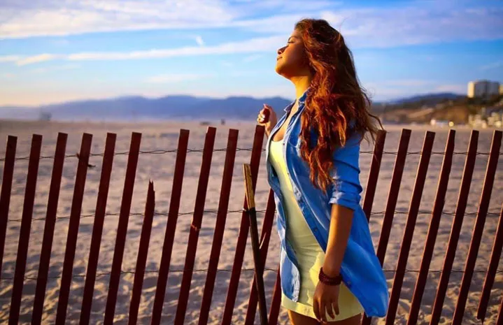 पिता की तरह ही अभिनय की दुनिया में बनाऊंगी जगह : रीवा किशन