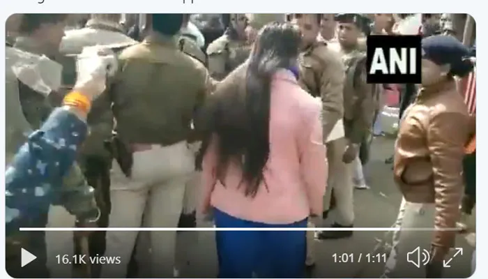 #SamridhNewsBlog : मध्यप्रदेश के राजगढ में महिला कलेक्टर का बाल पकड़ कर खींचा, कल भाजपा की अहम बैठक