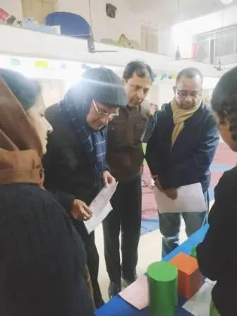 श्री शिवनारायण मारवाड़ी मध्य कन्या पाठशाला में विज्ञान प्रदर्शनी का आयोजन