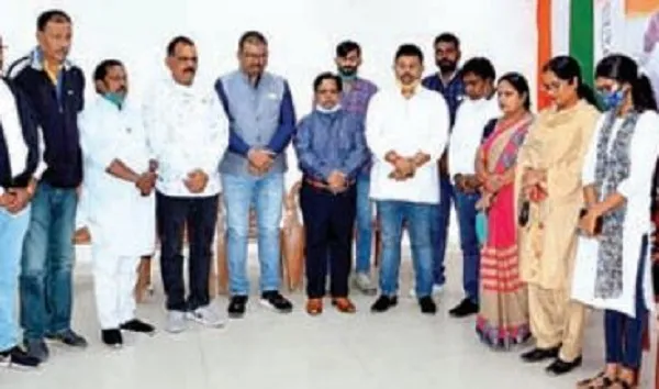 कांग्रेस नेत्री पुष्पा को प्रदेश कार्यालय में दी गई श्रद्धांजलि, नेताओं ने कहा-जल्द हो अपराधी की गिरफ्तारी