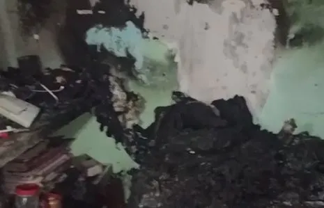शॉर्ट सर्किट से हॉस्टल में लगी आग, बाहर निकल कर डॉक्टर ने बचाई अपनी जान