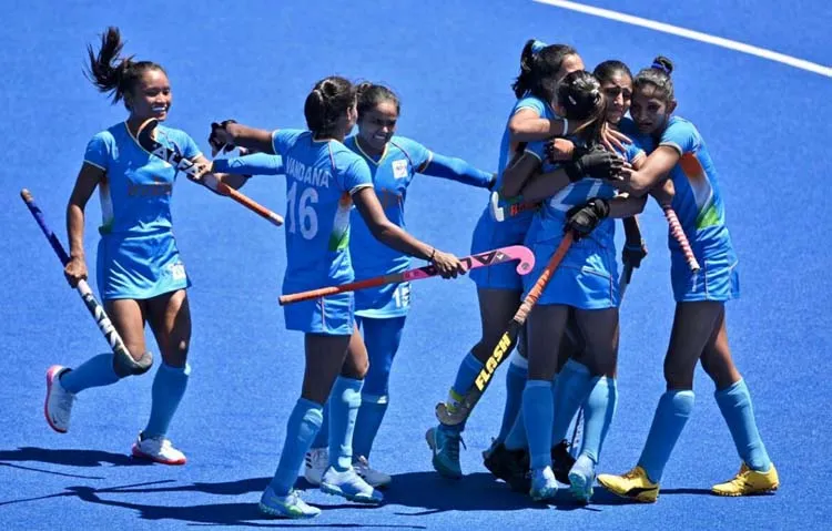 ओलिंपिक : भारतीय महिला हॉकी टीम ने इंग्लैंड से हार कर भी दिल जीत लिया