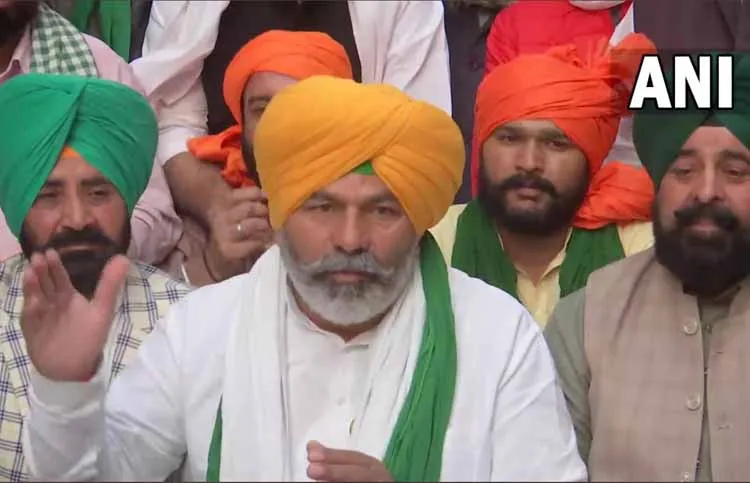 किसानों ने 29 नवंबर का संसद तक ट्रैक्टर मार्च स्थगित किया, सरकार की आज की घोषणाओं से नहीं हैं संतुष्ट