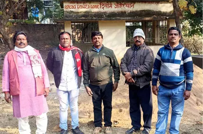 सोहराय को लेकर नियोजित अर्द्धवार्षिक परीक्षा की तिथि में परिवर्तन का संताल समाज ने किया स्वागत