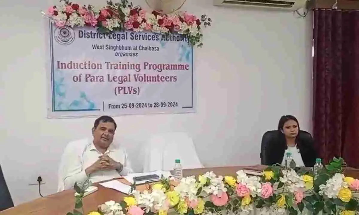 डीएलएसए समाज के सभी वर्गों को प्रदान करता है नि:शुल्क विधिक सहायता: राजीव कुमार सिंह