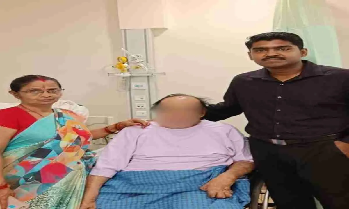 Dhanbad News: जिंदगी से हार मान चुके बुजुर्ग के लिए जीवन दायक बना SJAS सुपर स्पेशियलिटी अस्पताल