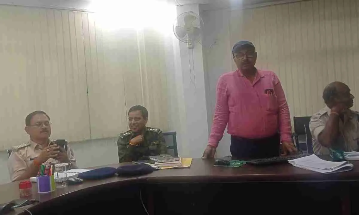 Koderma News: विस चुनाव को लेकर पुलिस पदाधिकारियों का प्रशिक्षण सत्र आयोजित