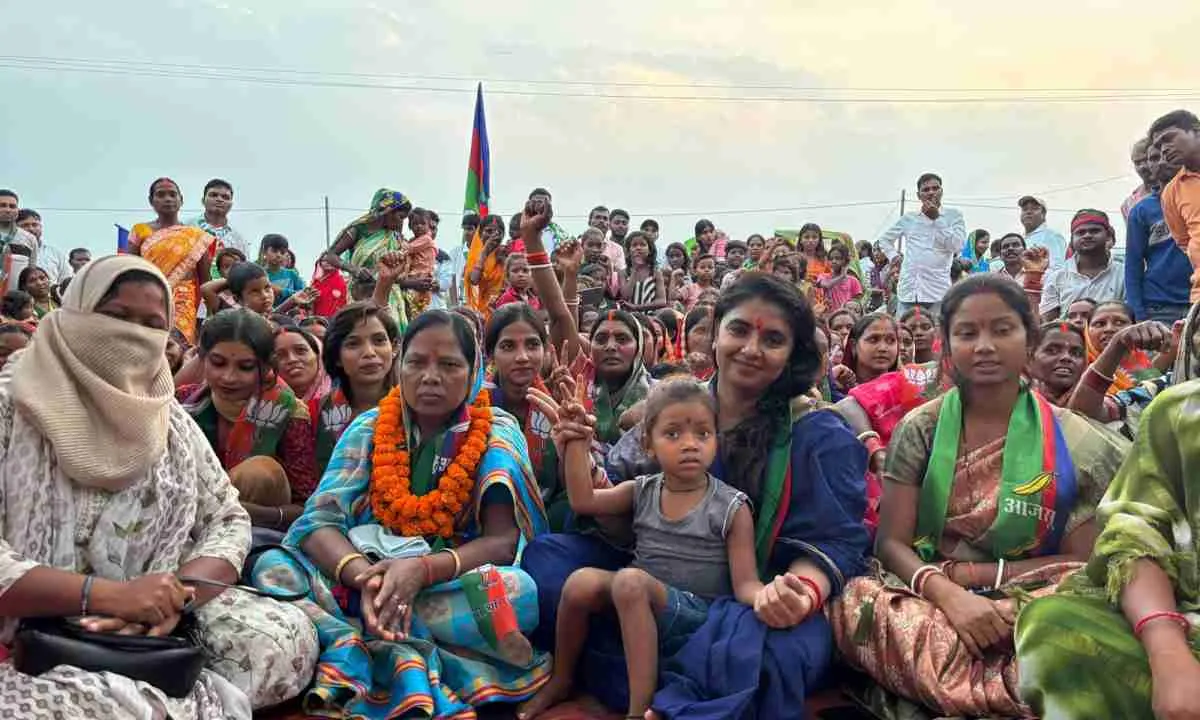 राज्य को वापस विकास के रास्ते पर लाने के लिए एनडीए सरकार जरूरी: नेहा महतो