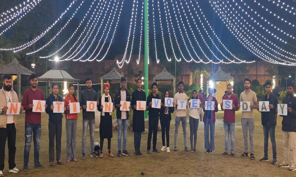 Ranchi news: राष्ट्रीय मतदाता दिवस पर युवाओं को किया गया जागरूक