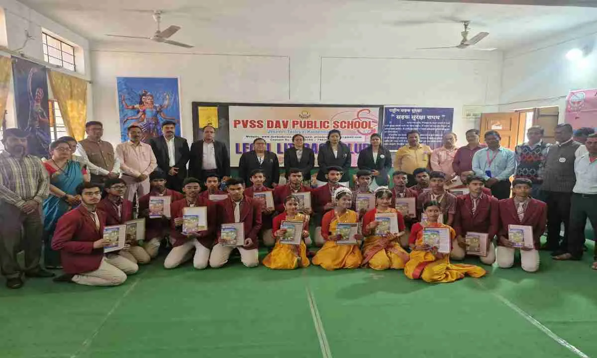 KODERMA NEWS: डीएवी कोडरमा में विधिक साक्षरता क्लब का माननीय जस्टिस उच्च न्यायालय  सुजीत नारायण प्रसाद के द्वारा वर्चुअल उद्घाटन हुआ