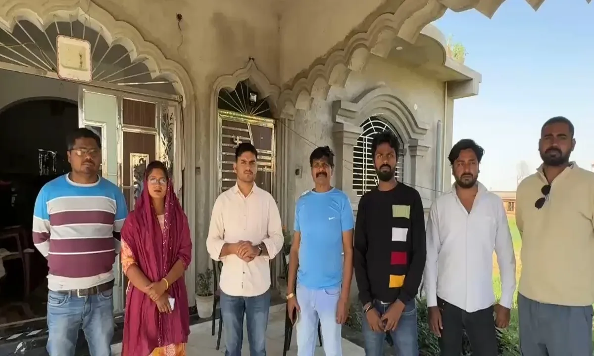 Hazaribagh news: इलाके में बढ़ते चोरी के मामलों पर आजसू नेता ने उठाई आवाज, की अविलंब गिरफ्तारी की मांग