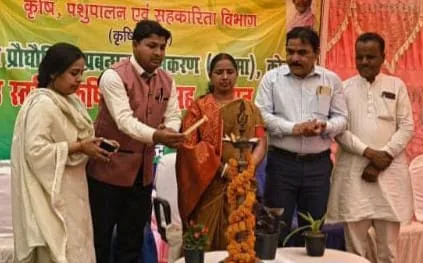 KODERMA NEWS: जयनगर प्रखंड में कृषि मेला एवं उद्यान प्रदर्शनी का आयोजन