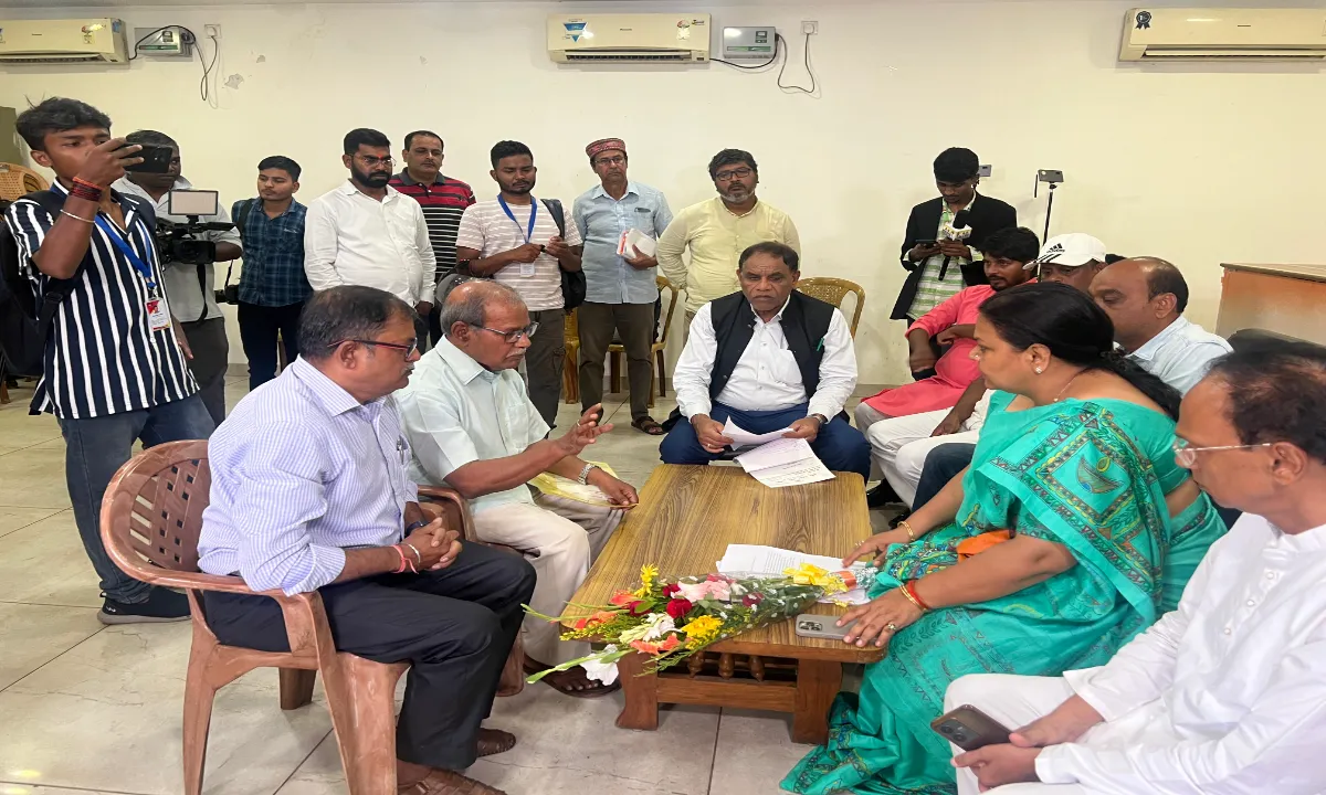 जन समस्याओं के समाधान के लिए कांग्रेस का पहल लगातार जारी