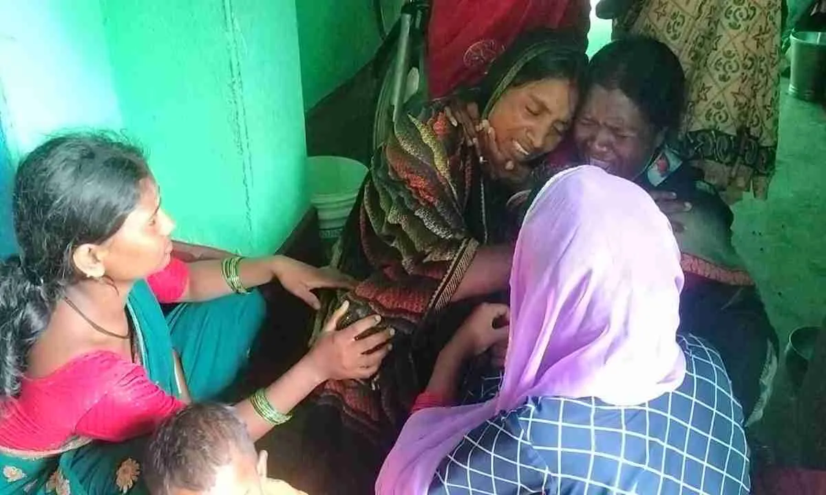 नाइजर से लौटा गणेश करमाली का शव, गांव में पसरा मातम