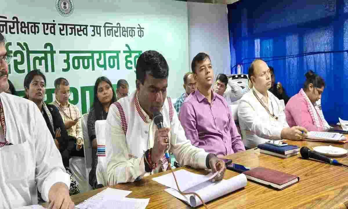 Ranchi news: डीसी ने राजस्व कर्मियों को चेताया, लापरवाही पर Zero Tolerance नीति लागू