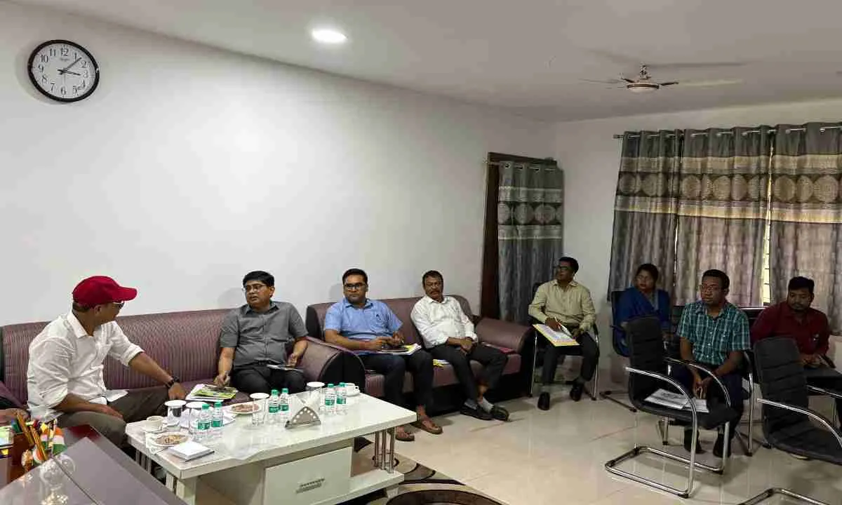 योजना का लाभ अंतिम व्यक्ति तक पहुँचे, कल्याण मंत्री ने अधिकारियों को दिए पारदर्शिता व जवाबदेही के निर्देश