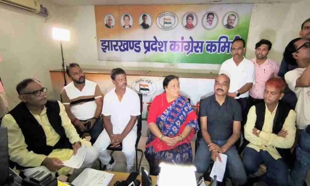 जनता दरबार में समस्याओं की सुनवाई के साथ त्वरित कार्रवाई: दीपिका पांडे सिंह