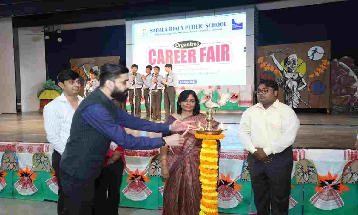 Ranchi News: सरला बिरला पब्लिक स्कूल में करियर फेयर-पाथवे टू सक्सेस का सफल आयोजन