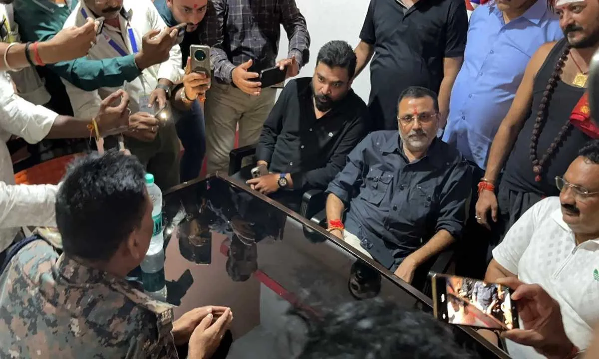 51 मुकदमों से उठते सवाल, क्या सांसद निशिकांत दुबे झारखंड के सबसे बड़े गैंगस्टर और आतंकवादी हैं? 