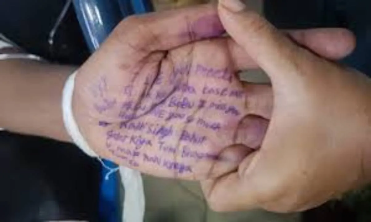 प्रेमिका के धोखे से आहत कैदी ने जेल में लगाया फांसी, हालत नाजुक