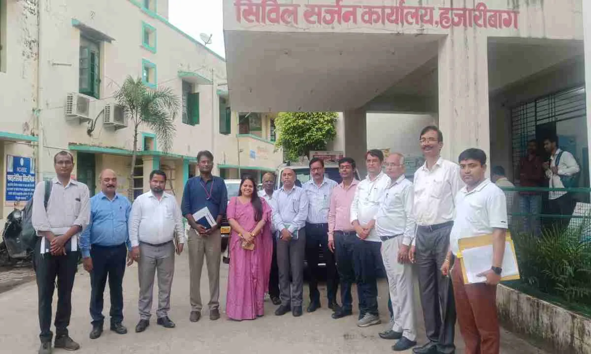 Hazaribagh News: केन्द्रीय, राज्य एवं क्षेत्रीय टीम द्वारा हजारीबाग में एम.डी.ए.- आई.डी.ए. कार्यक्रम का किया गया निरीक्षण 