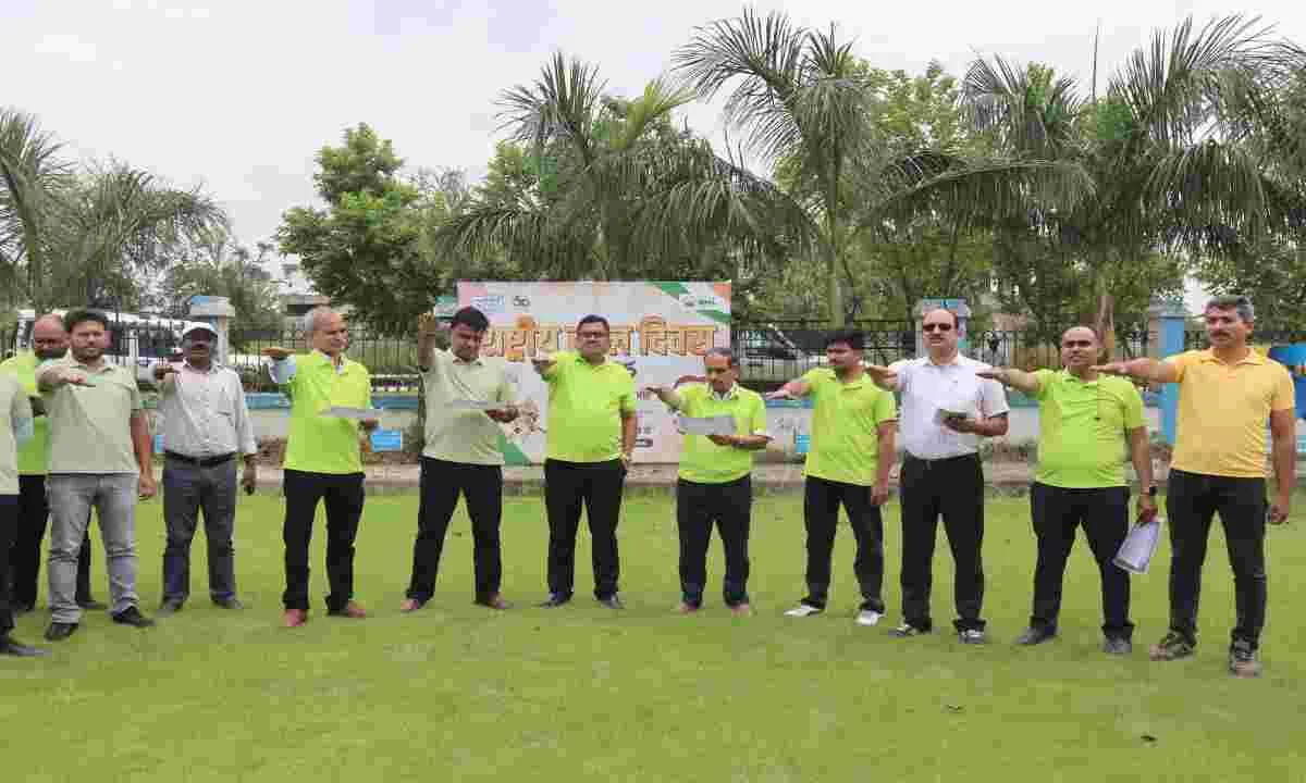 Hazaribagh News: एनटीपीसी बरवाडीह एवं बादाम कोयला खनन परियोजना ने मनाया खेल दिवस