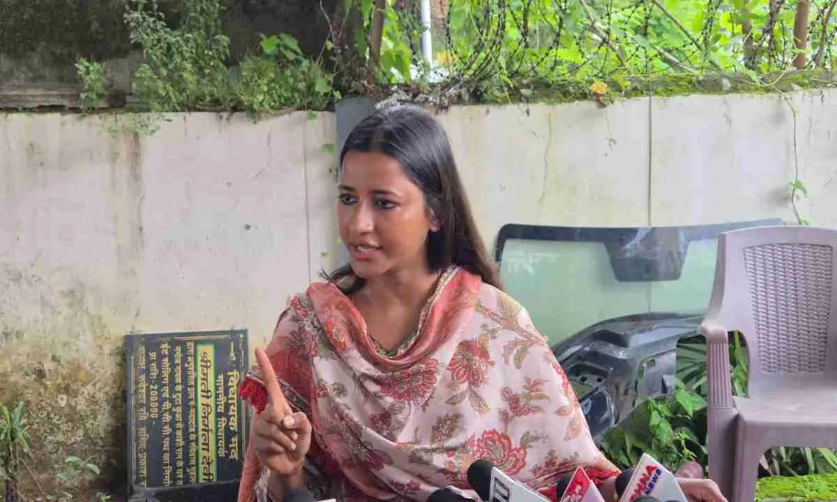 Hazaribagh News: अंबा प्रसाद के भाई के ऊपर उग्रवादी समूह के साथ संलिप्तता के आरोप, पूर्व विधायक ने दी सफाई 