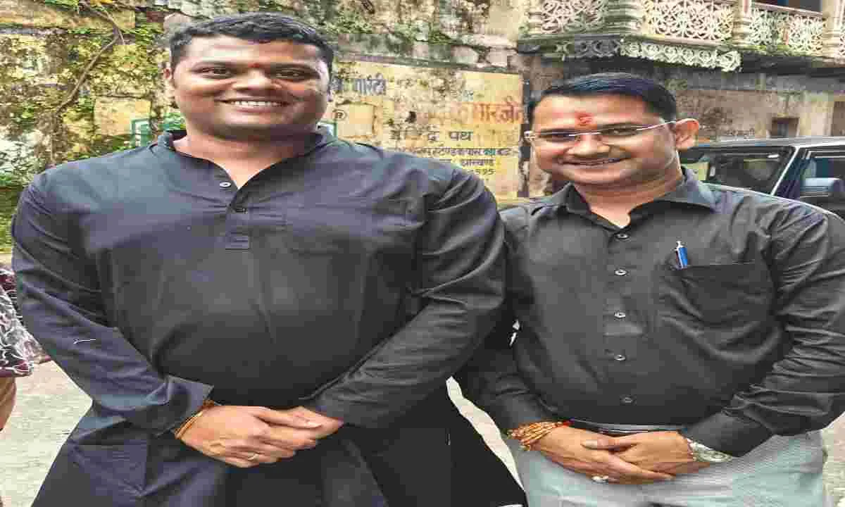 Hazaribagh News: जन्मभूमि के प्रति कर्तव्य का कर रहें हैं निर्वहन, समाजसेवा के क्षेत्र में बढ़ रहा है नाम