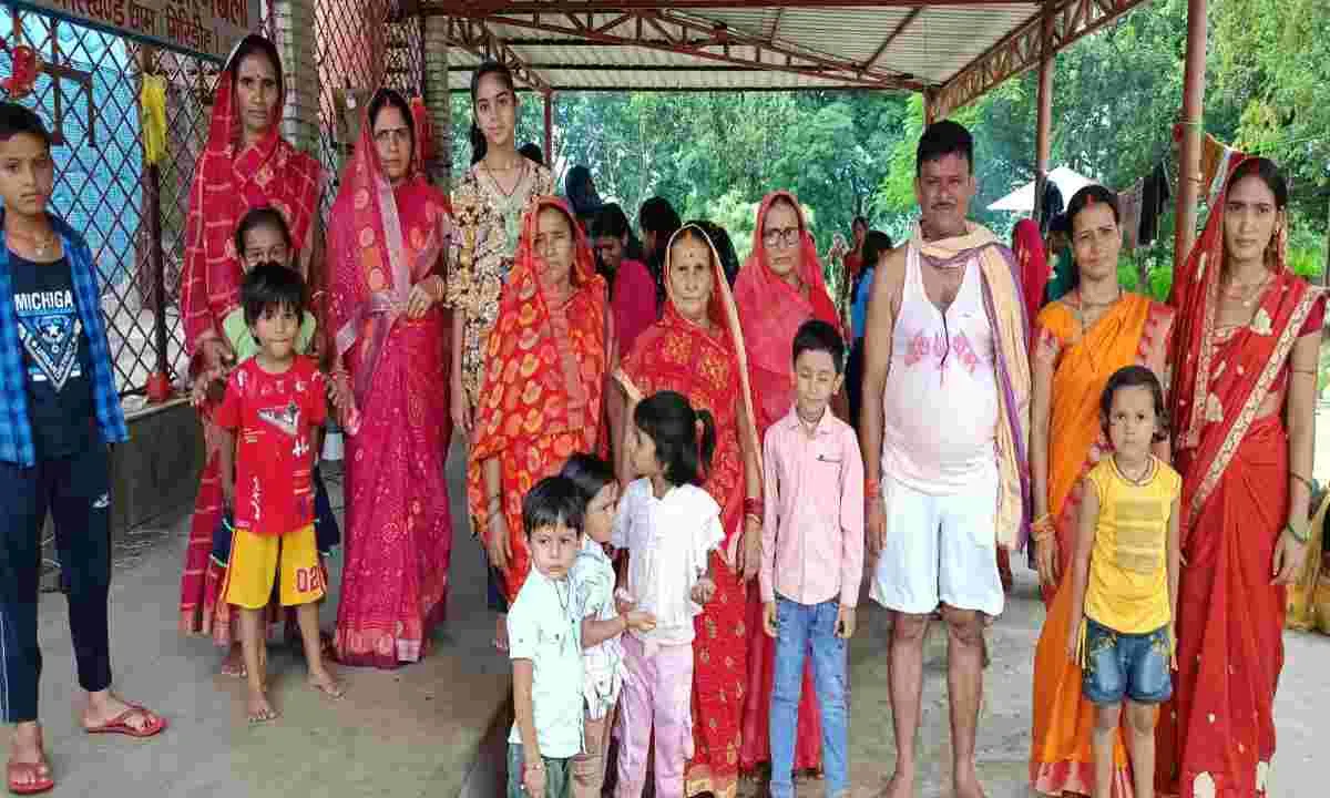 Giridih News: 108 दिवसीय अखंड हरिनाम संकीर्तन भंडारे के साथ समापन