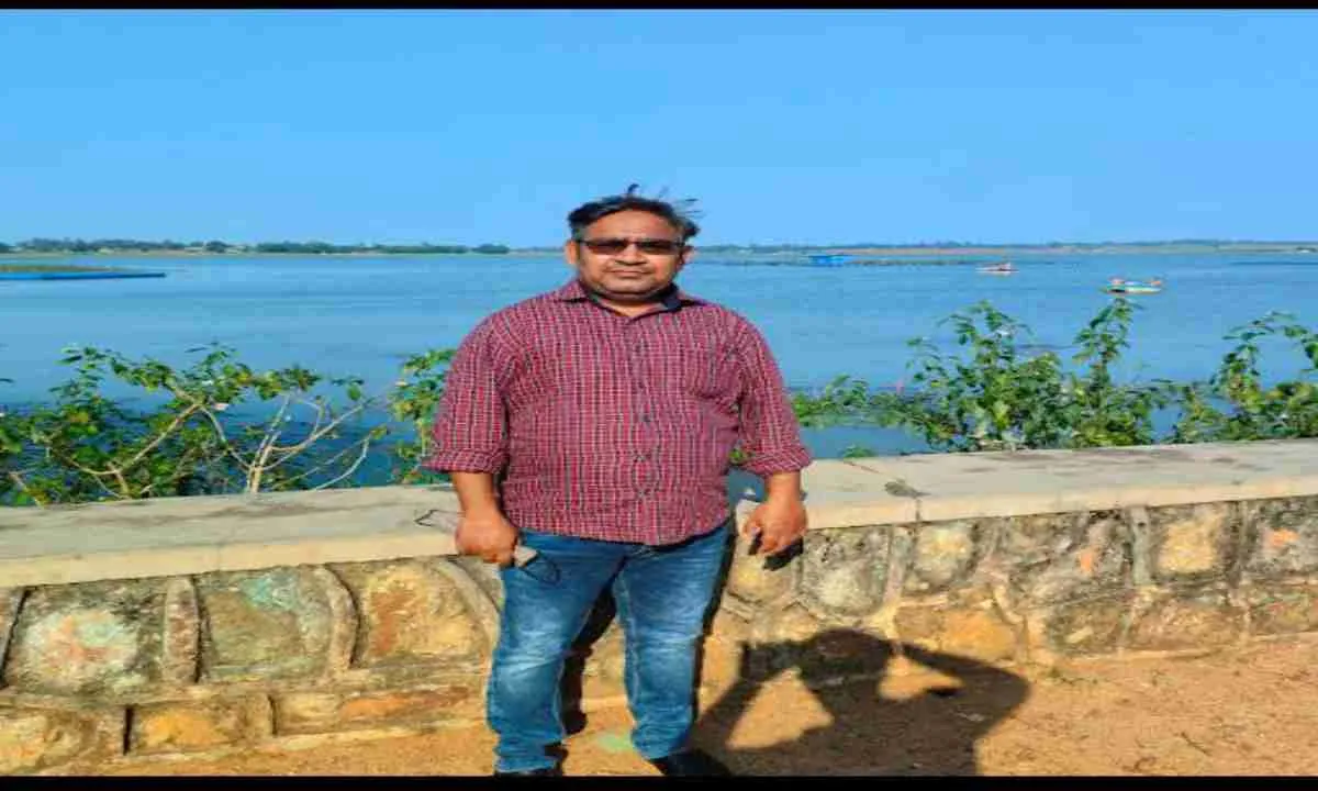 Giridih News: हार्टअटैक आने से जे.एन.वी  शिक्षक की मौत, विद्यालय का वातावरण शोकाकुल