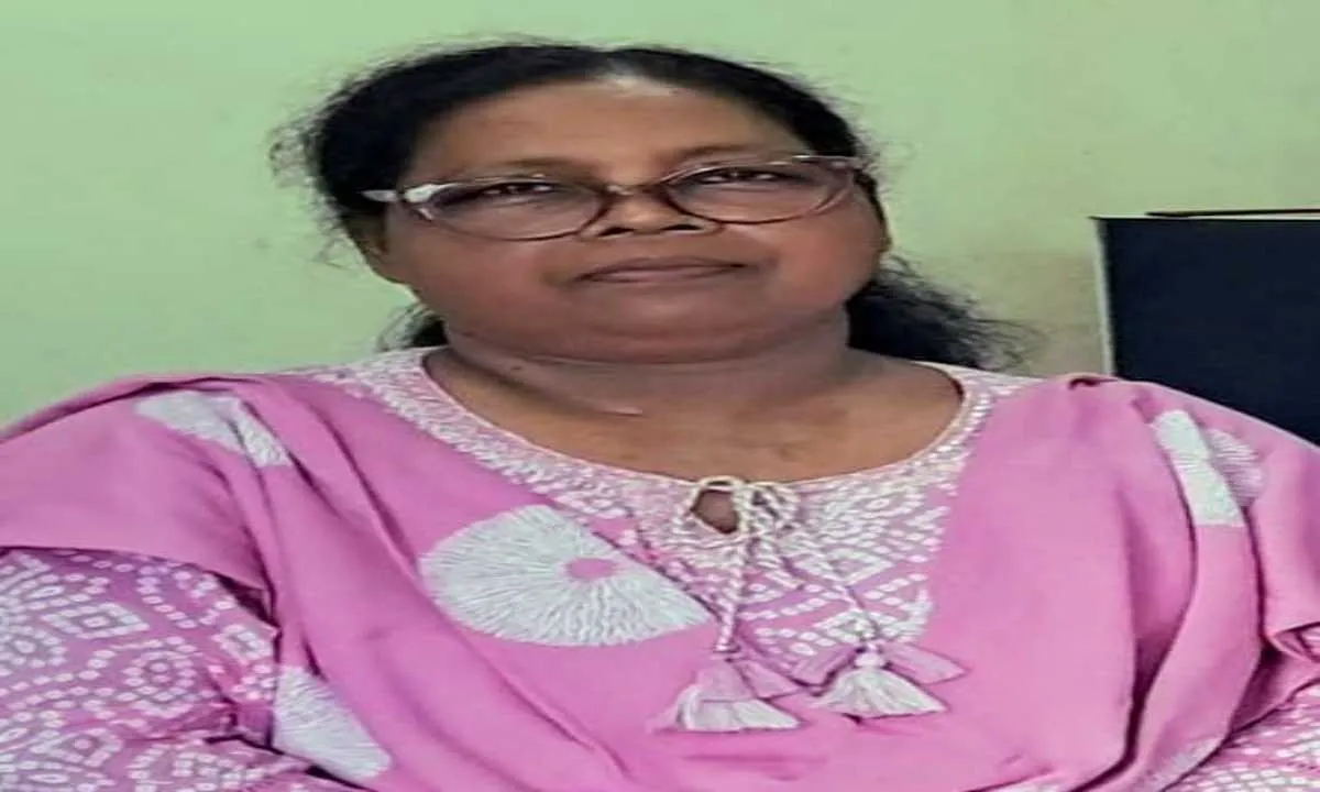 Koderma News: ब्रेन हेमरेज के बाद जिला कल्याण पदाधिकारी का निधन, रांची में थीं इलाजरत 