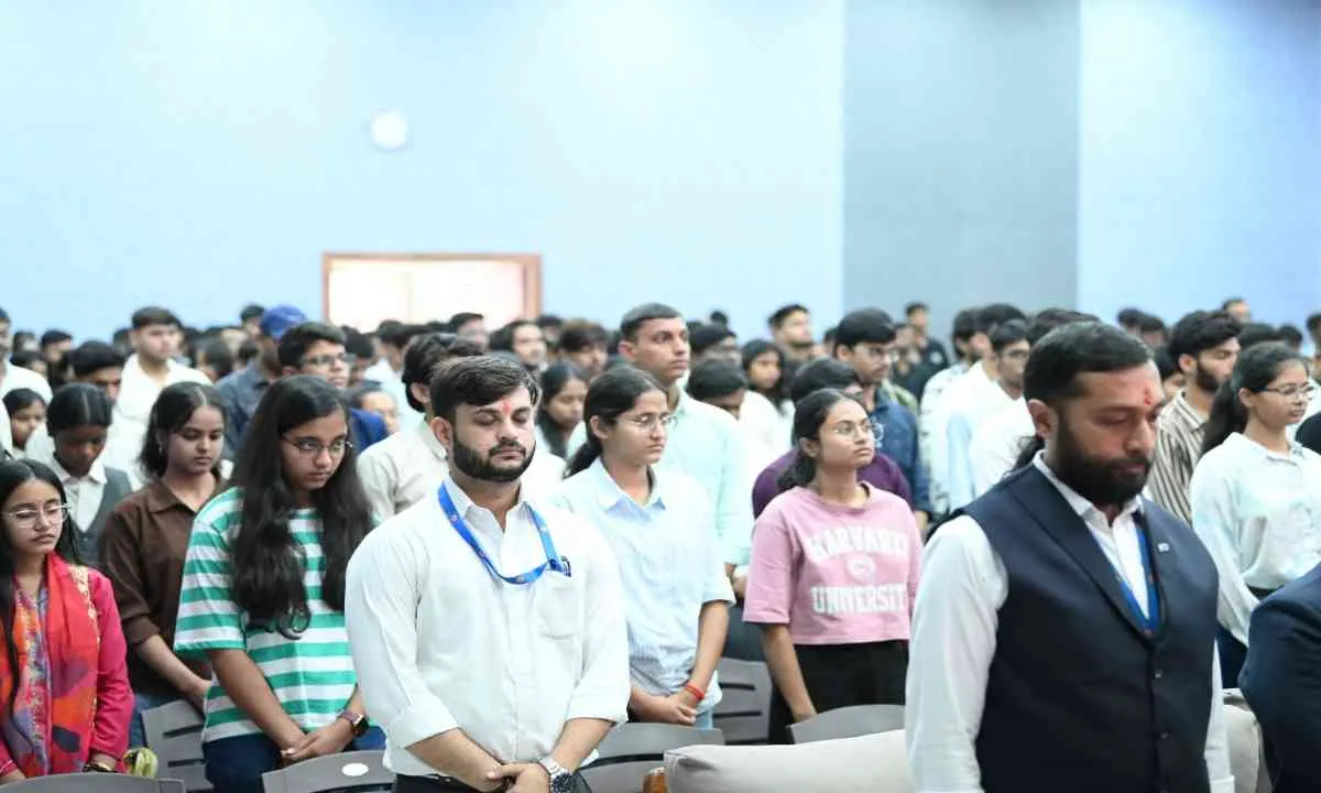 Ranchi News: दिशोम गुरु शिबू सोरेन के निधन पर एसबीयू में शोकसभा का आयोजन