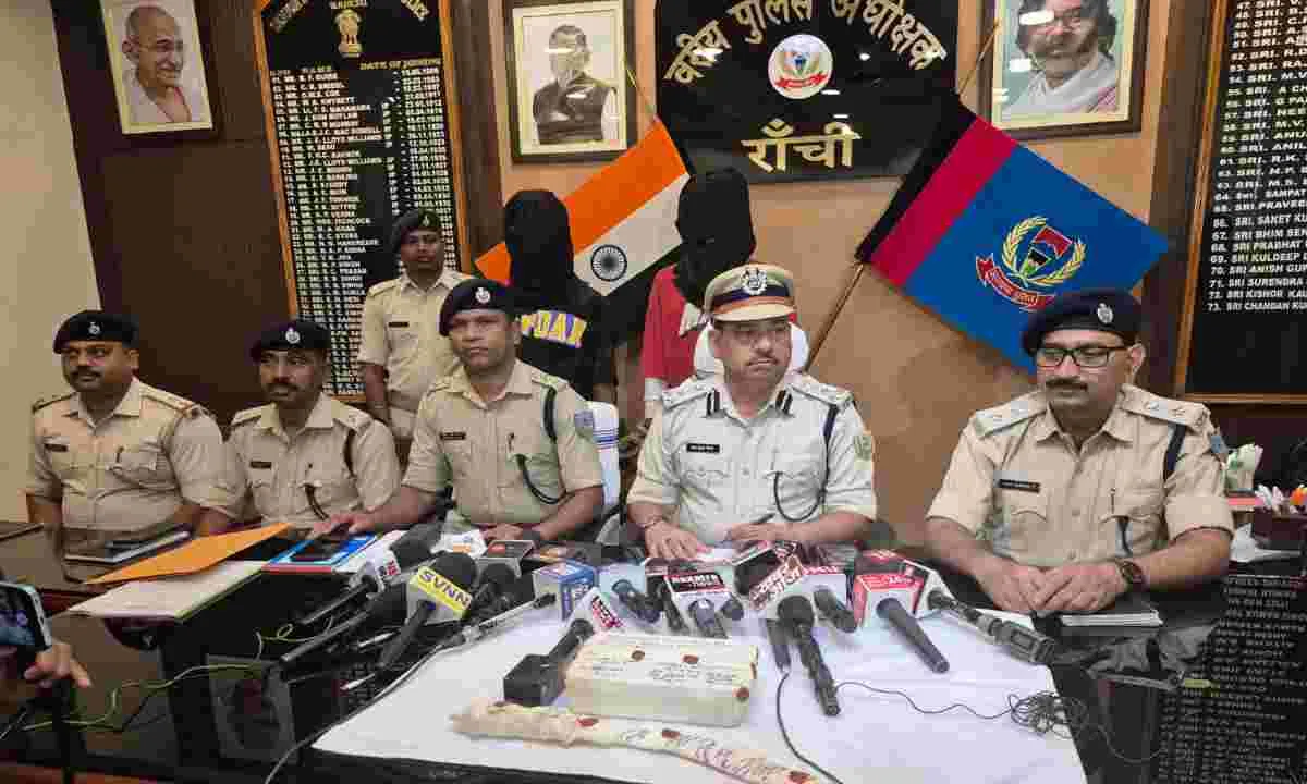 रांची पुलिस को मिली बड़ी कामयाबी: 16 लाख की चोरी का आरोपी ड्राइवर दिल्ली से गिरफ्तार