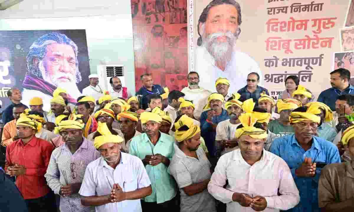 गुरुजी की स्मृति में आयोजित प्रार्थना सभा में उमड़ा जनसैलाब, 