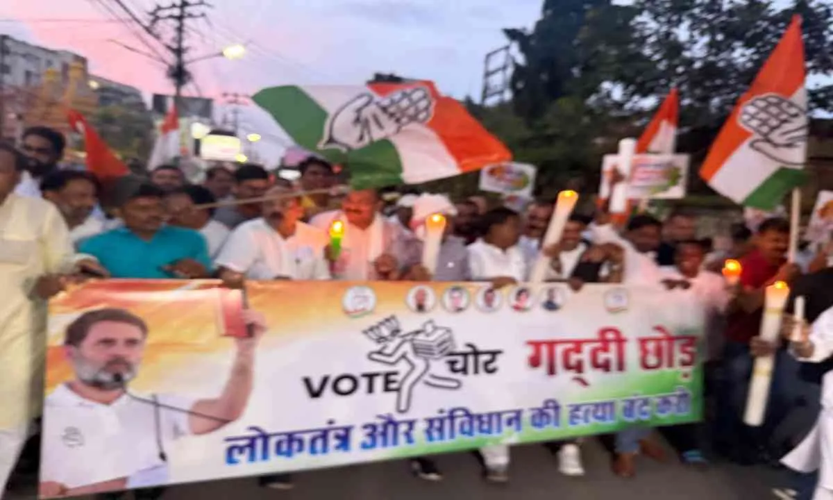 झारखंड में कांग्रेस का वोट चोरी विरोधी जन जागरण अभियान रांची में कैंडल मार्च के साथ शुरुआत