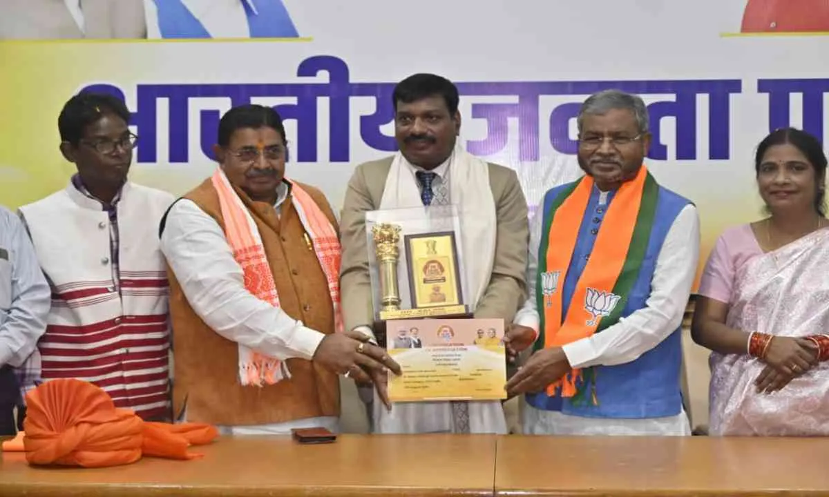 स्टार्टअप और नवाचार में झारखंड का परचम, आनंद विजय लकड़ा को राष्ट्रीय सम्मान