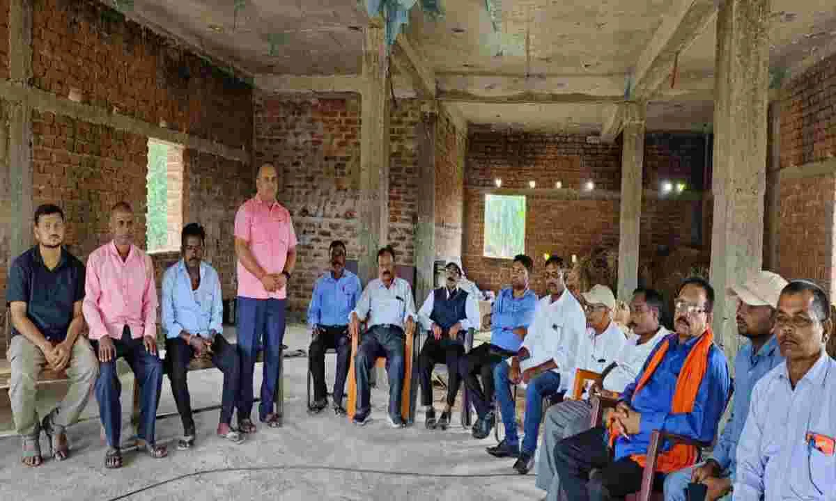 Giridih News: स्व महेंद्र प्रसाद वर्मा ट्रस्ट ने बैठक कर पुण्य तिथि मानने का लिया निर्णय