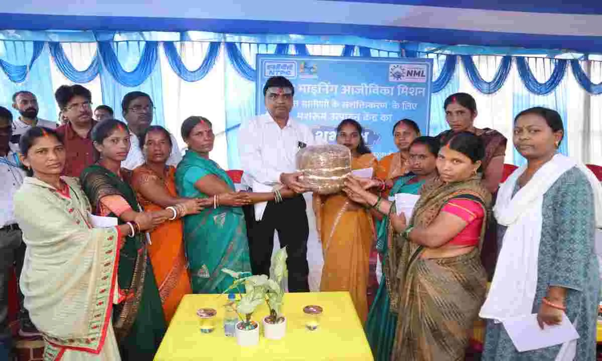 Hazaribagh News: सक्षम एनटीपीसी आजीविका मिशन का शुभारंभ
