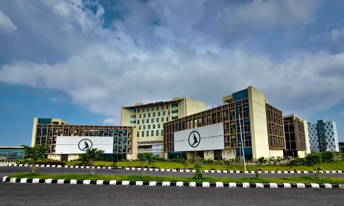 देश में पहली बार: IIM रांची ने खत्म की मिड-टर्म परीक्षा, अब AI आधारित प्रोजेक्ट्स से पास होंगे छात्र