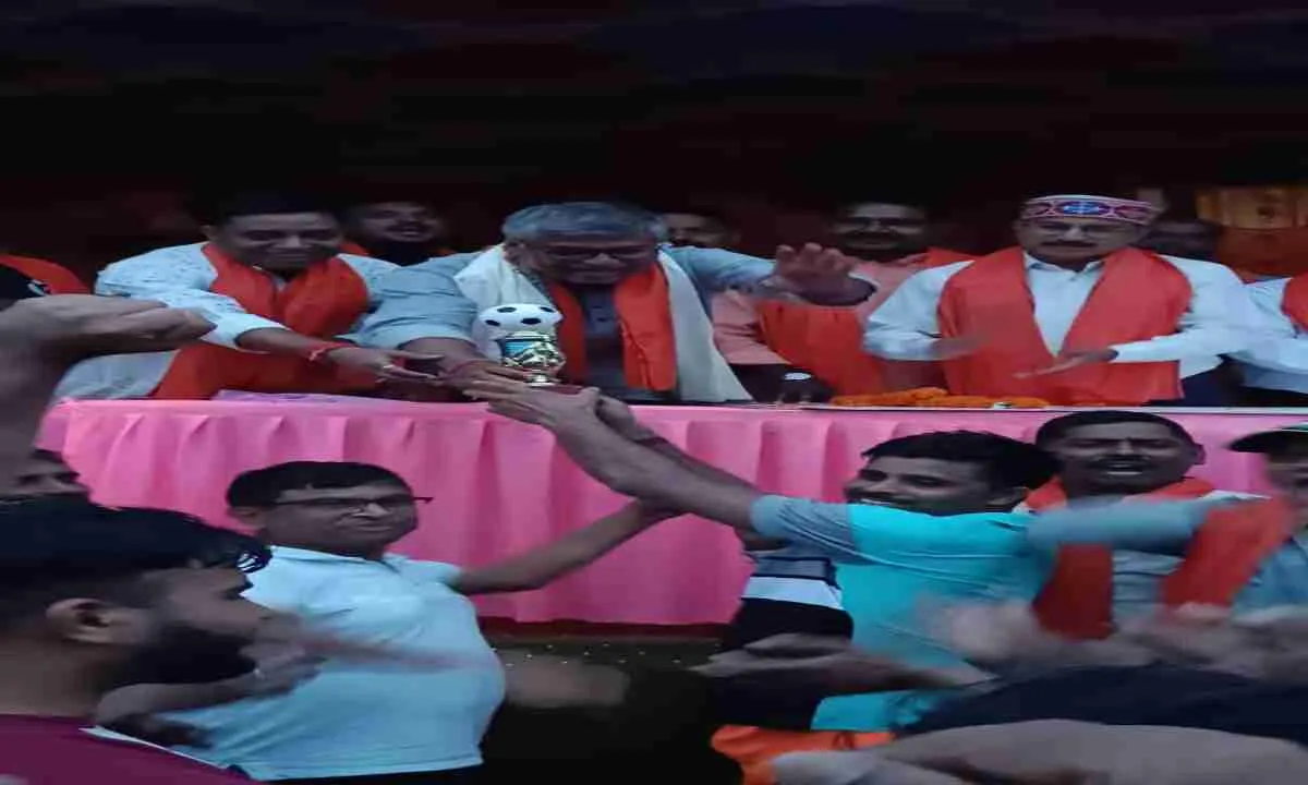 Hazaribagh News: सांसद खेल महोत्सव के तहत नमो फुटबॉल टुर्नामेंट -2025 का हुआ शानदार समापन