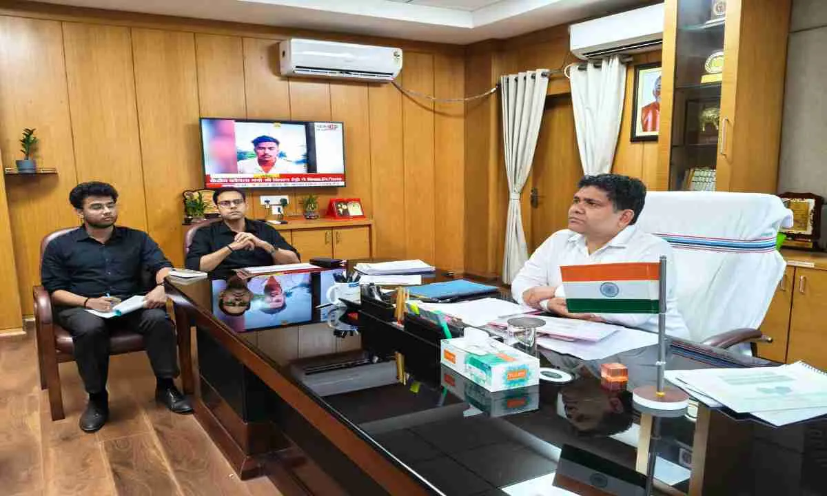 Hazaribagh News: उपायुक्त की अध्यक्षता में आपदा प्रबंधन समिति की बैठक संपन्न