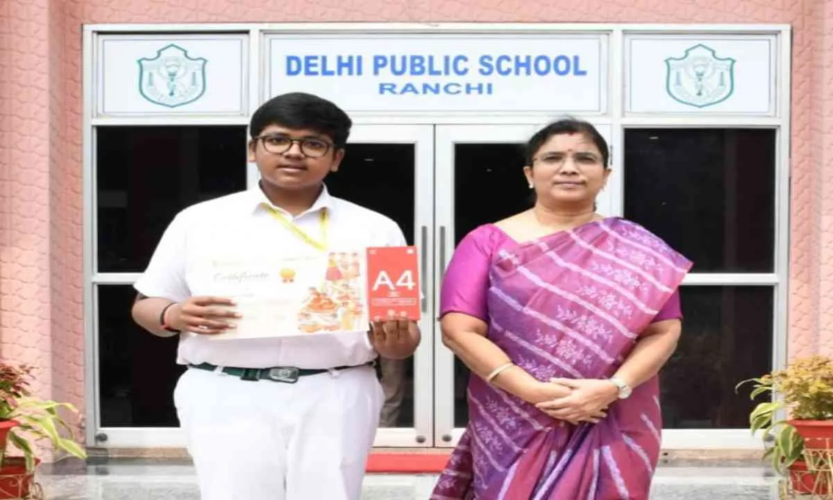 Ranchi News: डीपीएस के छात्र ने पखावज वादन में रचा इतिहास