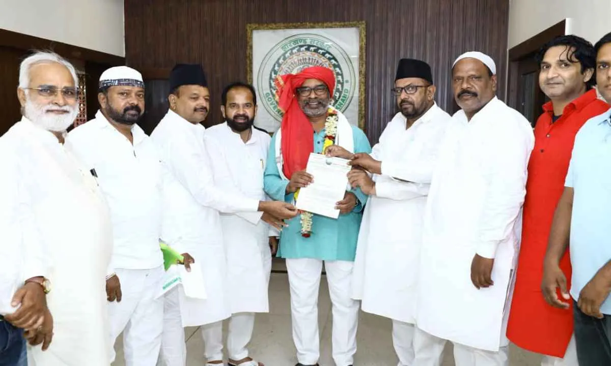 मुख्यमंत्री हेमन्त सोरेन को रिसालदार शाह बाबा उर्स मुबारक में शामिल होने का आमंत्रण