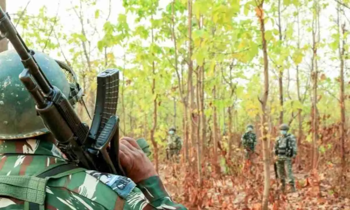 Jharkhand News: जेजेएमपी के तीन उग्रवादी मुठभेड़ में ढेर, भारी हथियार बरामद