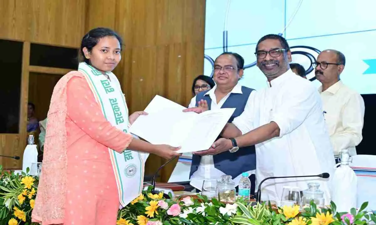 राज्य की स्वास्थ्य संरचनाओं को मजबूत और बेहतर करने के लिए लगातार हो रहे हैं प्रयास: मुख्यमंत्री हेमंत सोरेन   