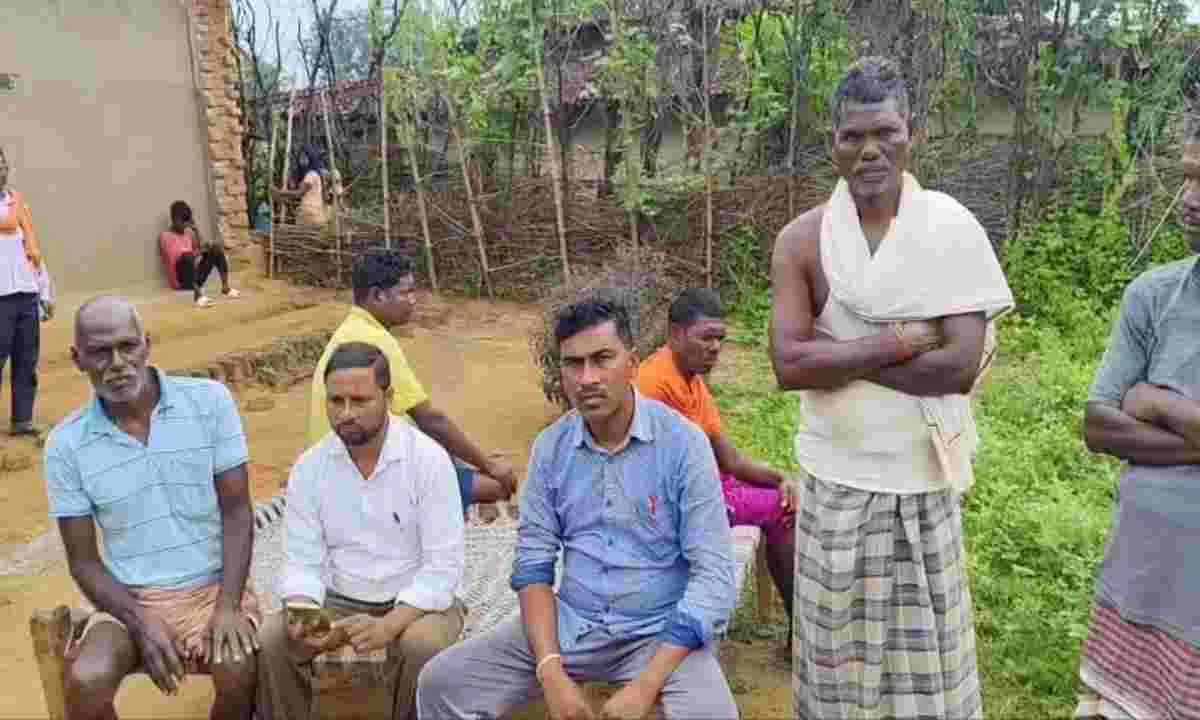 Palamu News: आकाशीय बिजली गिरने से बच्ची की मौत, एक घायल