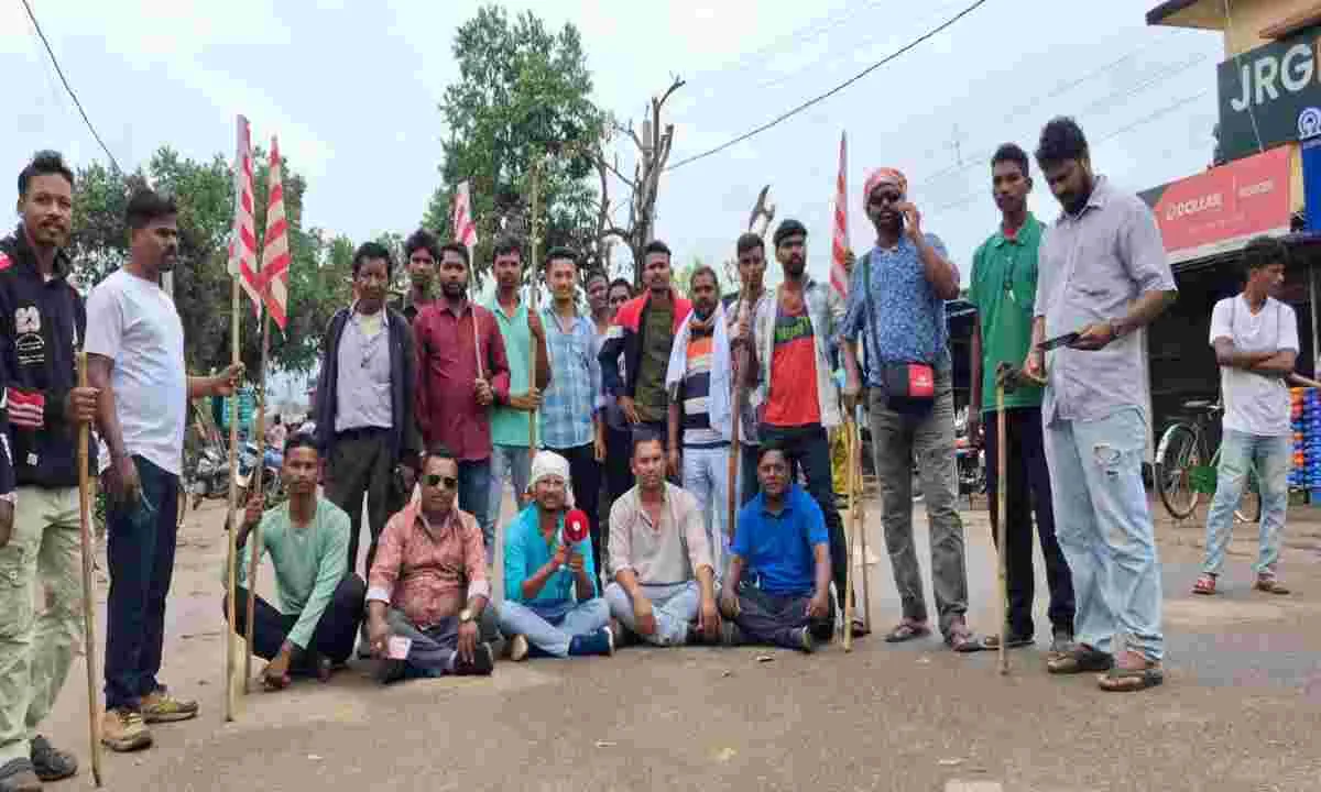 चाईबासा लाठीचार्ज विवाद: कोल्हान बंद के कारण सड़कों पर सन्नाटा, भाजपा और जेएमएम आमने-सामने